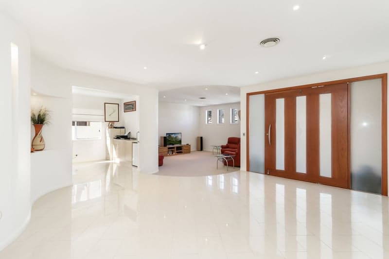 72 Mahogany Drive, Pelican Waters - Thumbnail 3