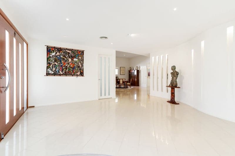 72 Mahogany Drive, Pelican Waters - Thumbnail 4