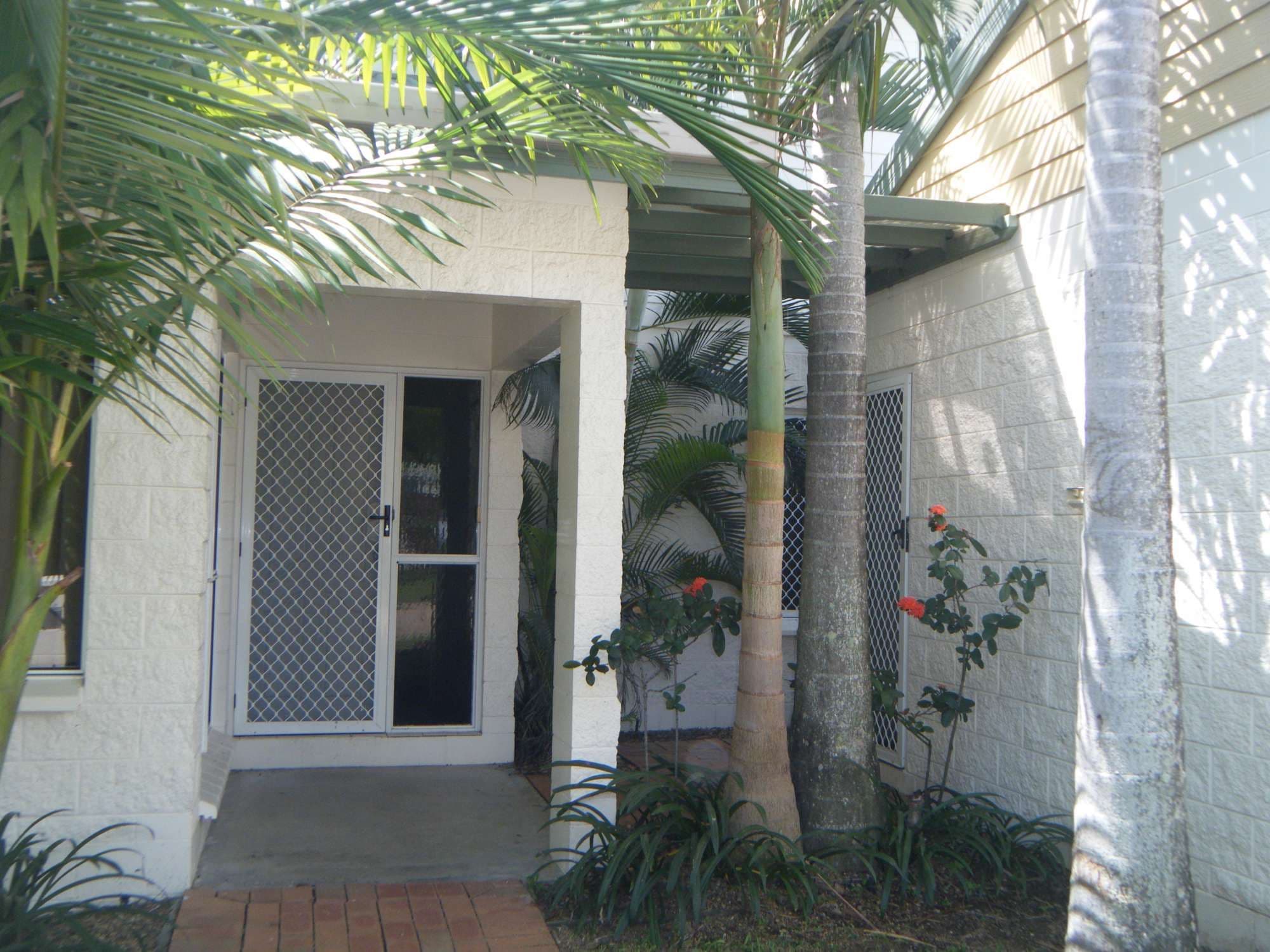 5 Koala Court, KELSO QLD 4815, Kelso - Thumbnail 3