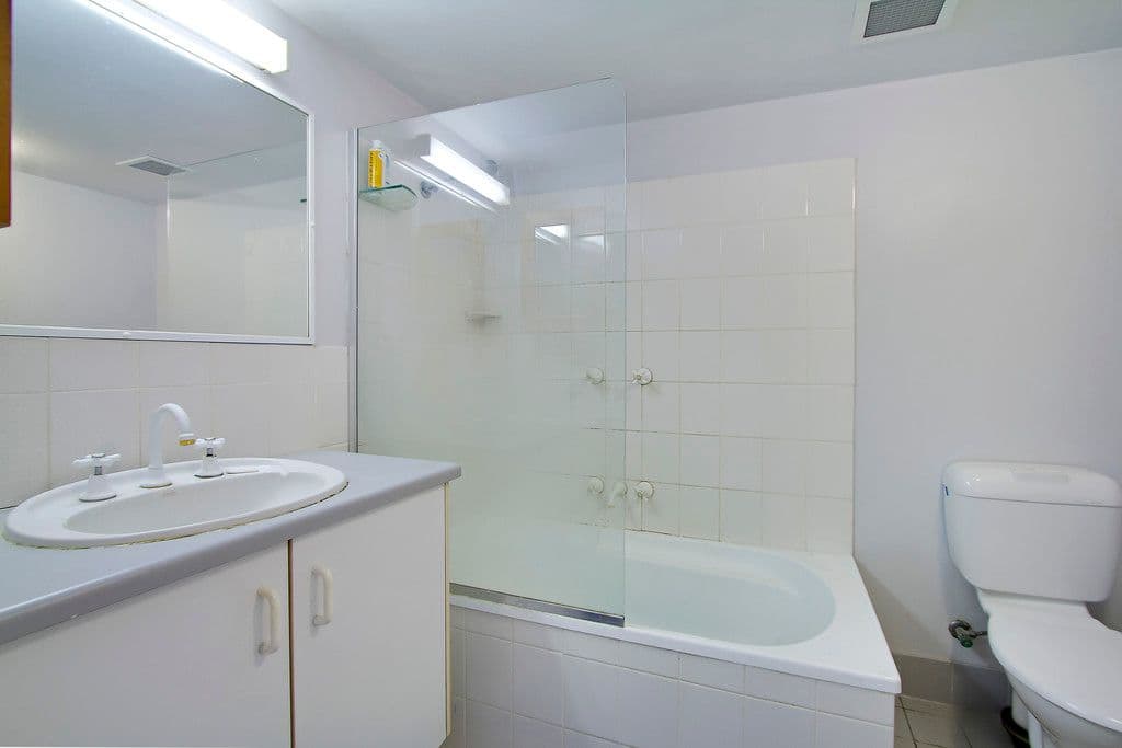 1251 Gold Coast Highway, PALM BEACH QLD 4221, Palm Beach - Thumbnail 8