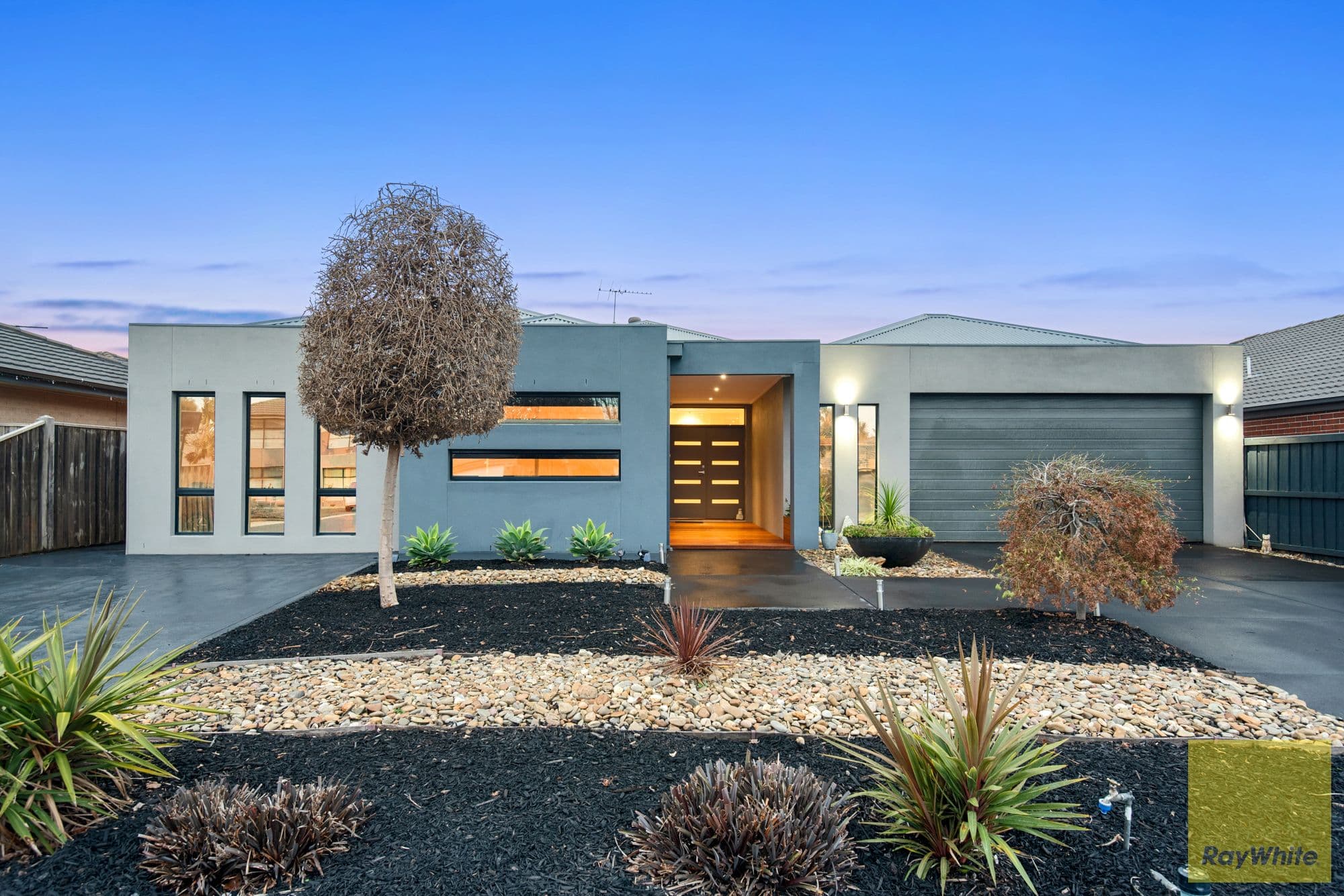 7 Eleni Place, Tarneit VIC 3029, Tarneit - Thumbnail 2