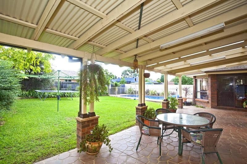 16 Beddington Court, WATTLE GROVE NSW 2173, Wattle Grove - Thumbnail 4