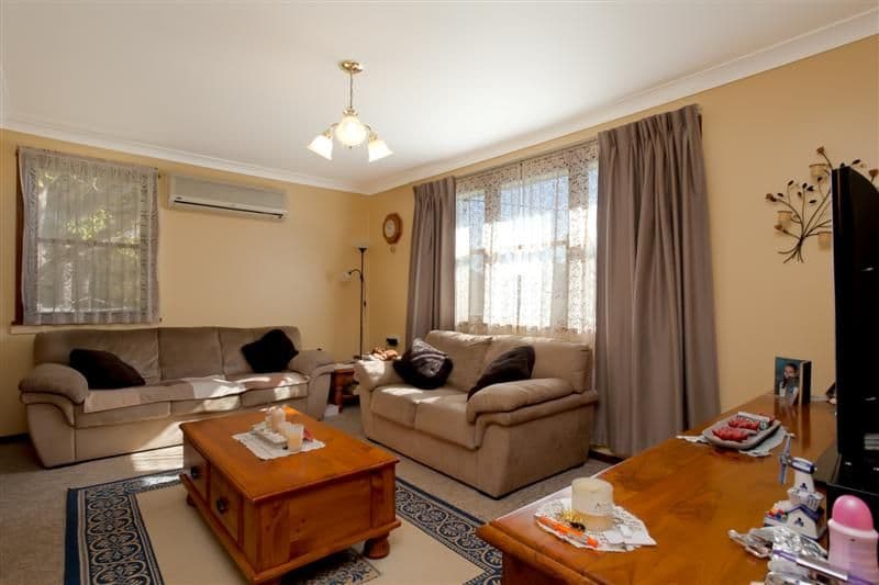 79 Mahogany Crescent, GATESHEAD NSW 2290, Gateshead - Thumbnail 2