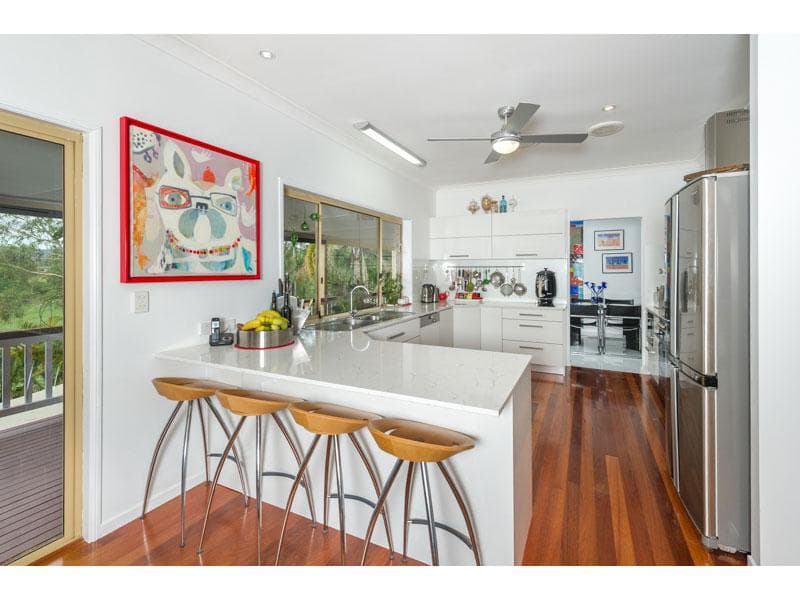 3 St Ives Court,  Karana Downs, Karana Downs - Thumbnail 2