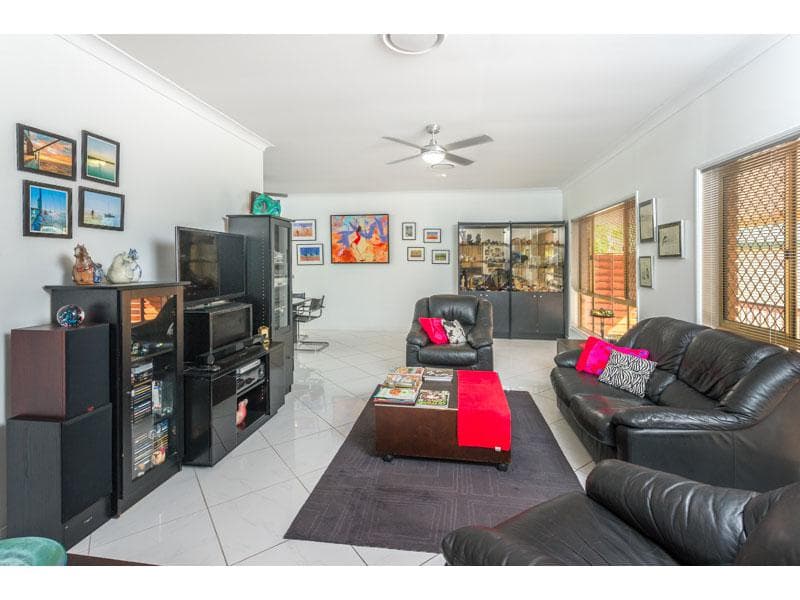 3 St Ives Court,  Karana Downs, Karana Downs - Thumbnail 4