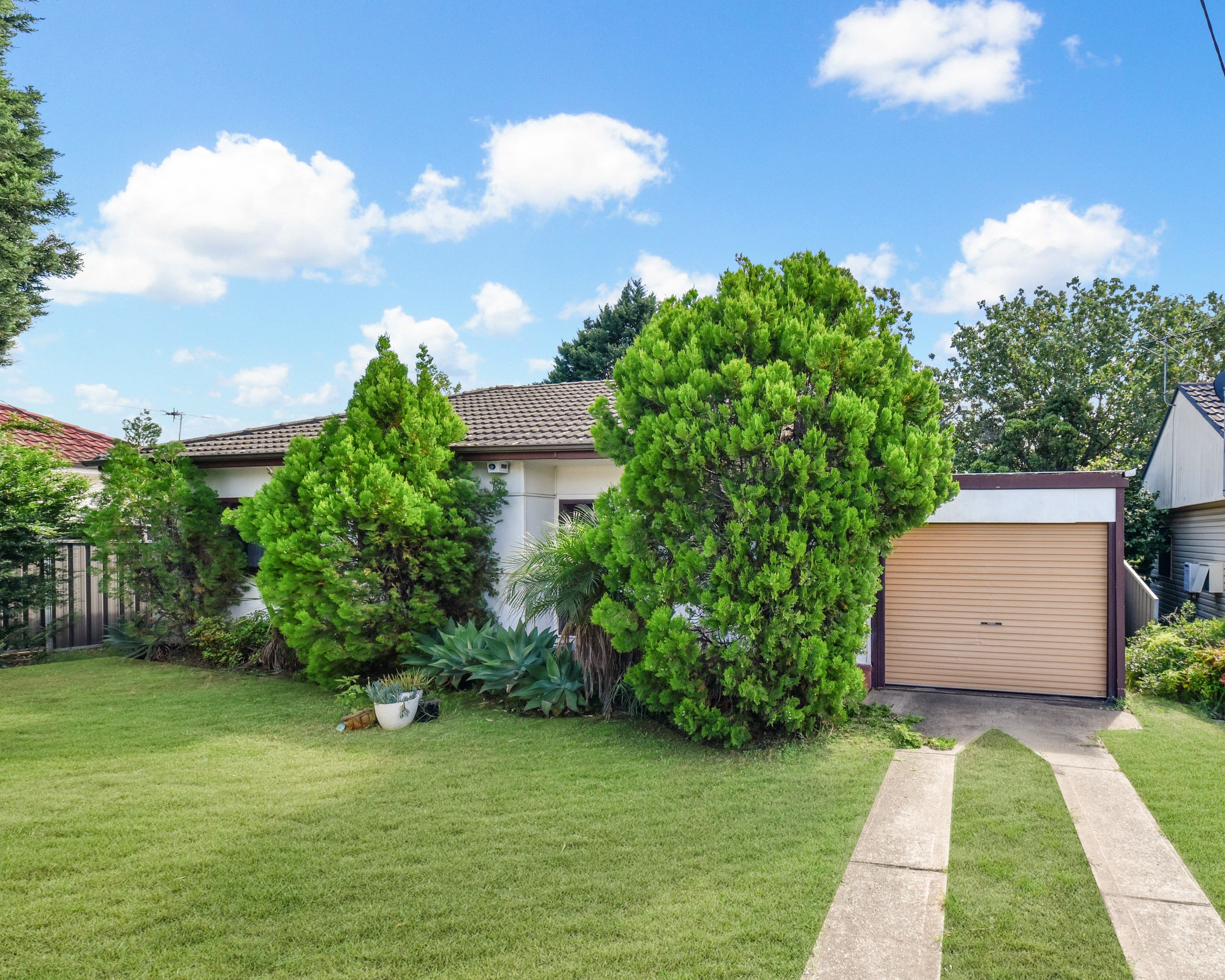 27 Waminda Avenue, Campbelltown NSW 2560, Campbelltown - Image 1