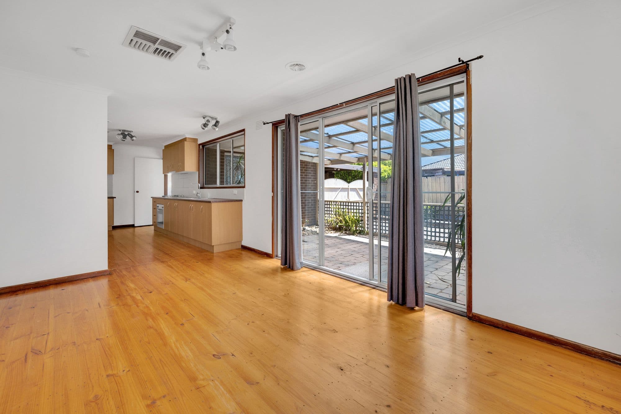 46 Parramatta Road, Werribee VIC 3030, Werribee - Thumbnail 4