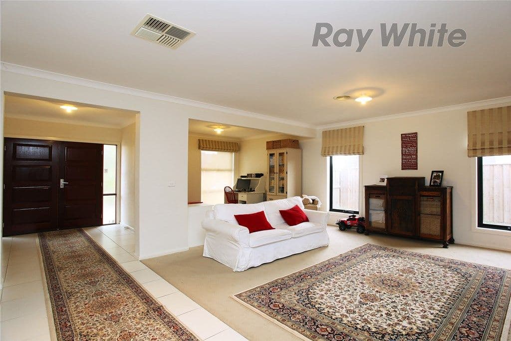 14 Moorhen Boulevard, WILLIAMS LANDING VIC 3027, Williams Landing - Thumbnail 3