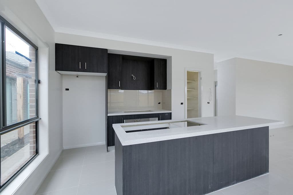 34 Beresford Road, WOLLERT VIC 3750, Wollert - Thumbnail 2