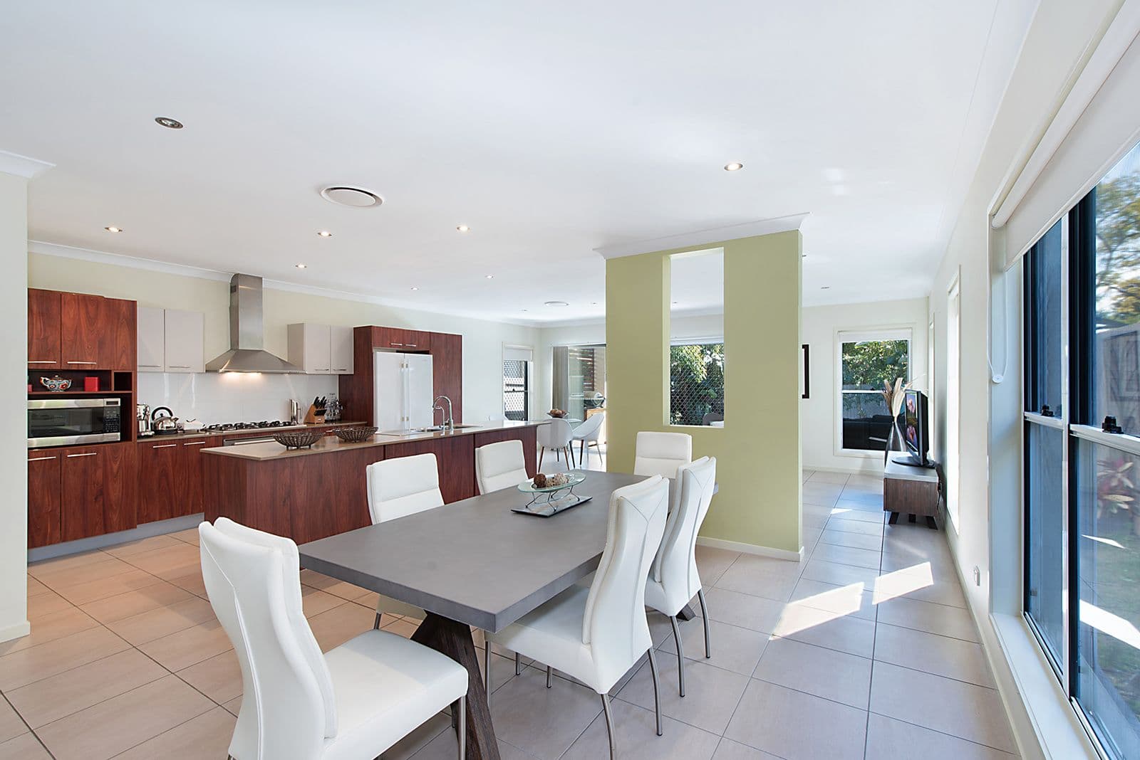 40 Twelfth Avenue, Kedron QLD 4031, Kedron - Thumbnail 4