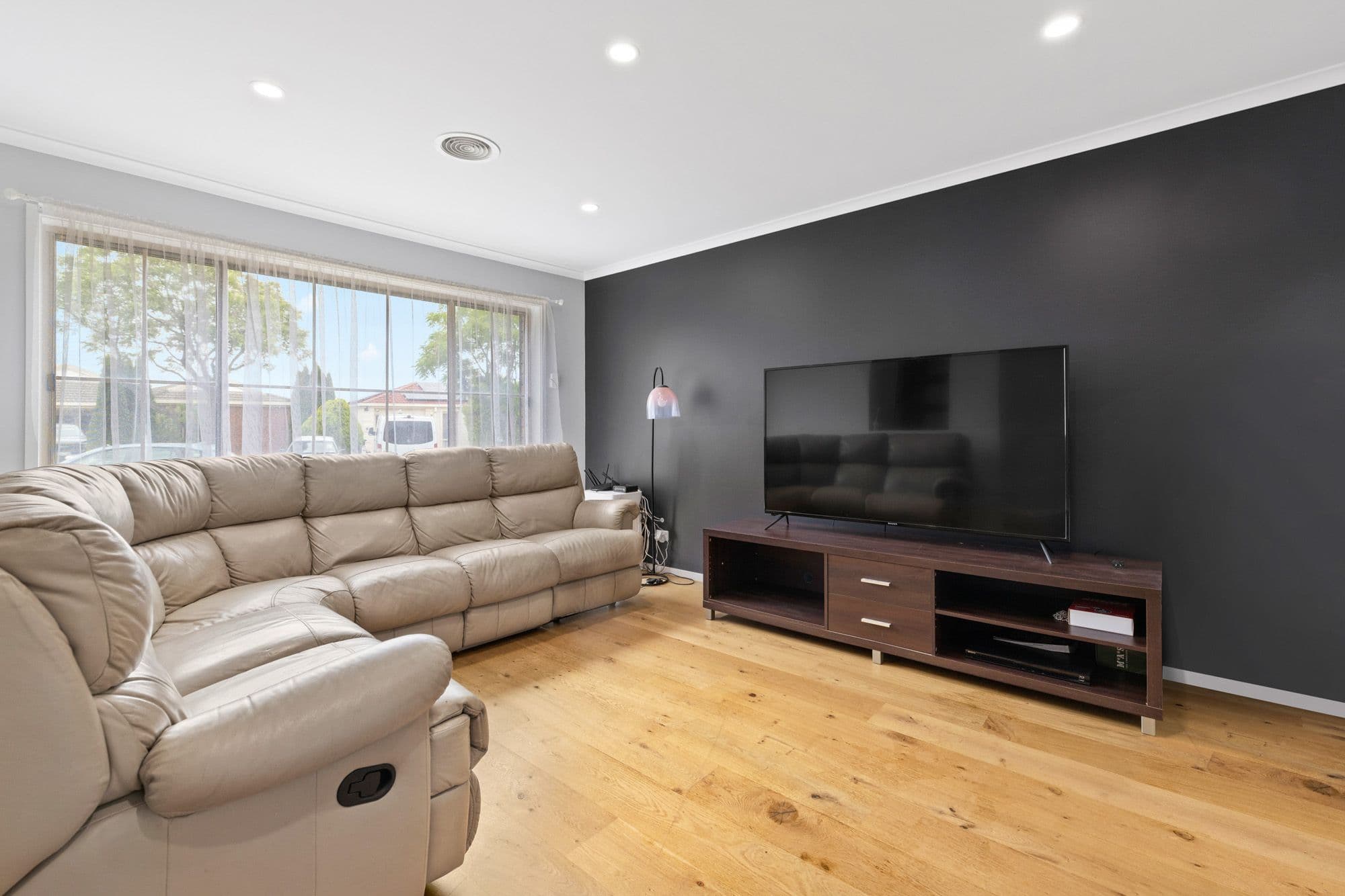 3 London Court, Hoppers Crossing VIC 3029, Hoppers Crossing - Thumbnail 2