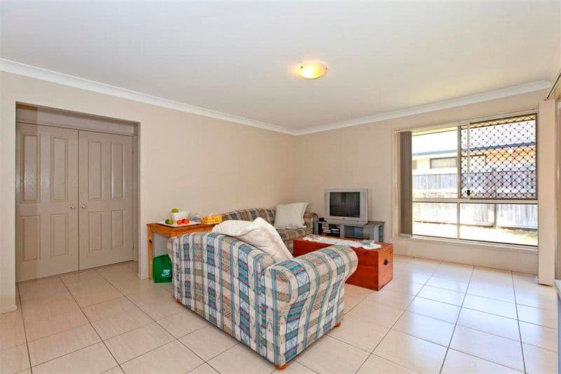 5 Sainsbury Avenue, Greensborough, VIC, 3088, Greensborough - Thumbnail 2