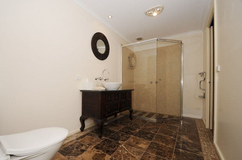 15 Mont Albert Road, FERNTREE GULLY VIC 3156, Ferntree Gully - Thumbnail 7