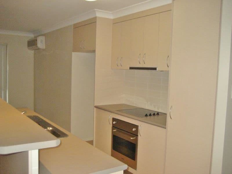 8 Wattle Crescent, Raceview QLD 4305, Raceview - Thumbnail 4