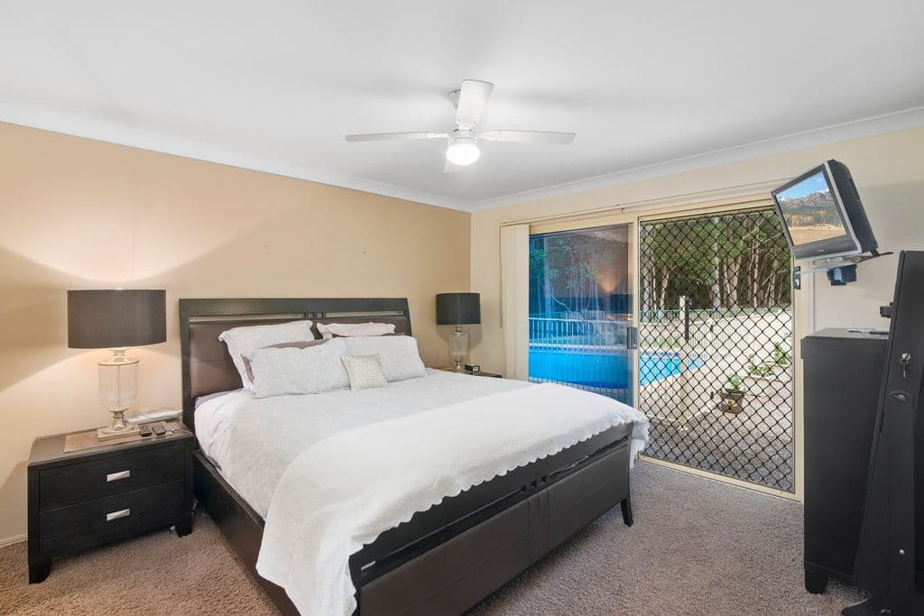 42 Hibertia Avenue, Elanora QLD 4221, Elanora - Thumbnail 6