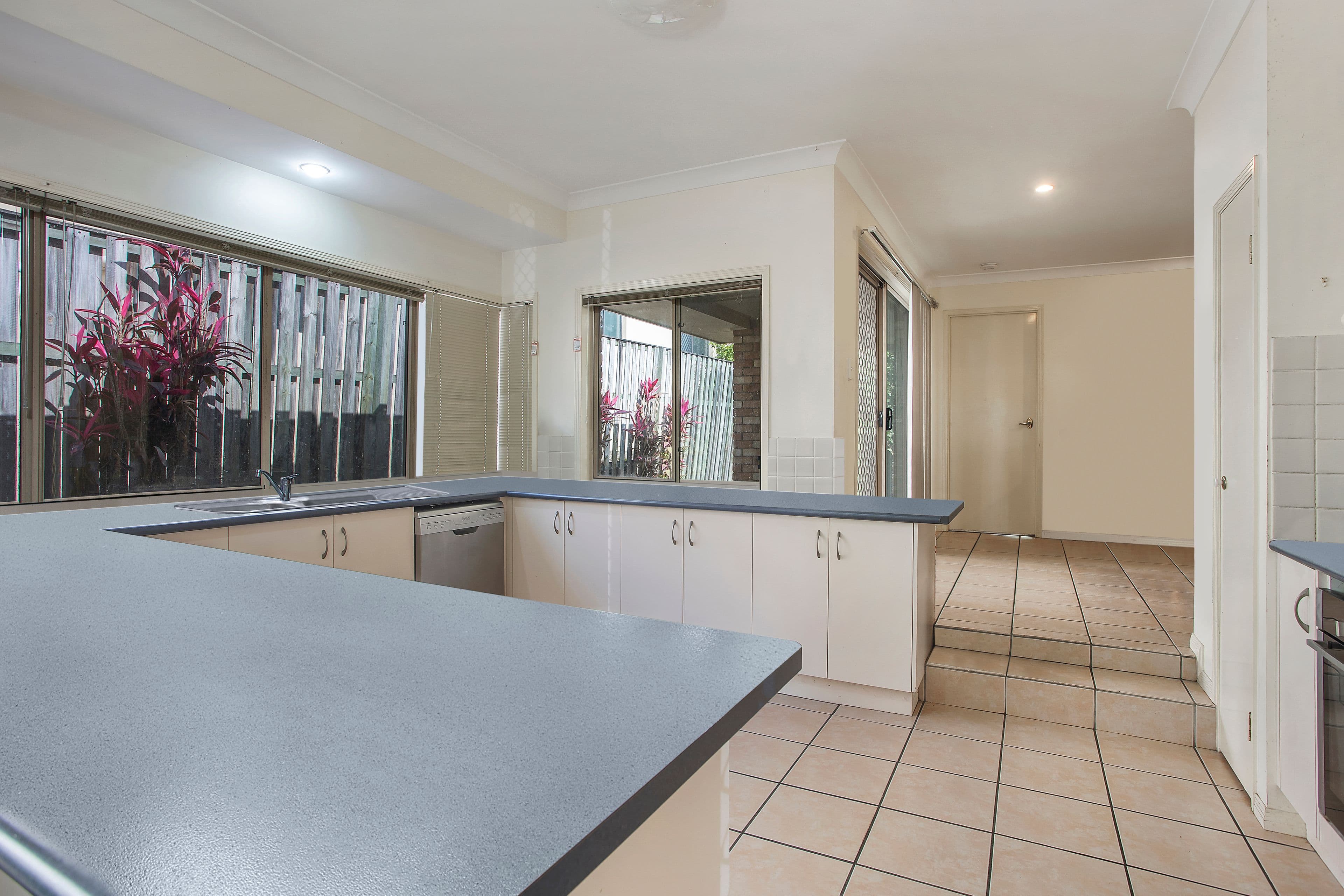 7 Mulgrave Crescent, Varsity Lakes QLD 4227, Varsity Lakes - Thumbnail 3
