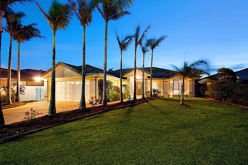 26 Eastbank Terrace, HELENSVALE QLD 4212, Helensvale - Thumbnail 2