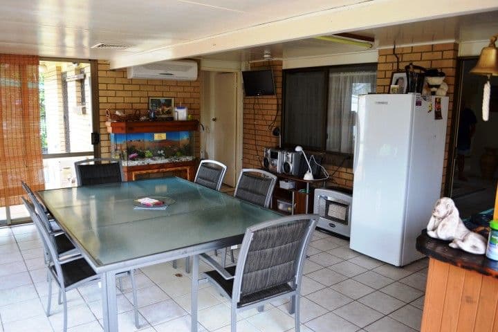 5 Hillcrest Avenue, SCARNESS QLD 4655, Scarness - Thumbnail 7