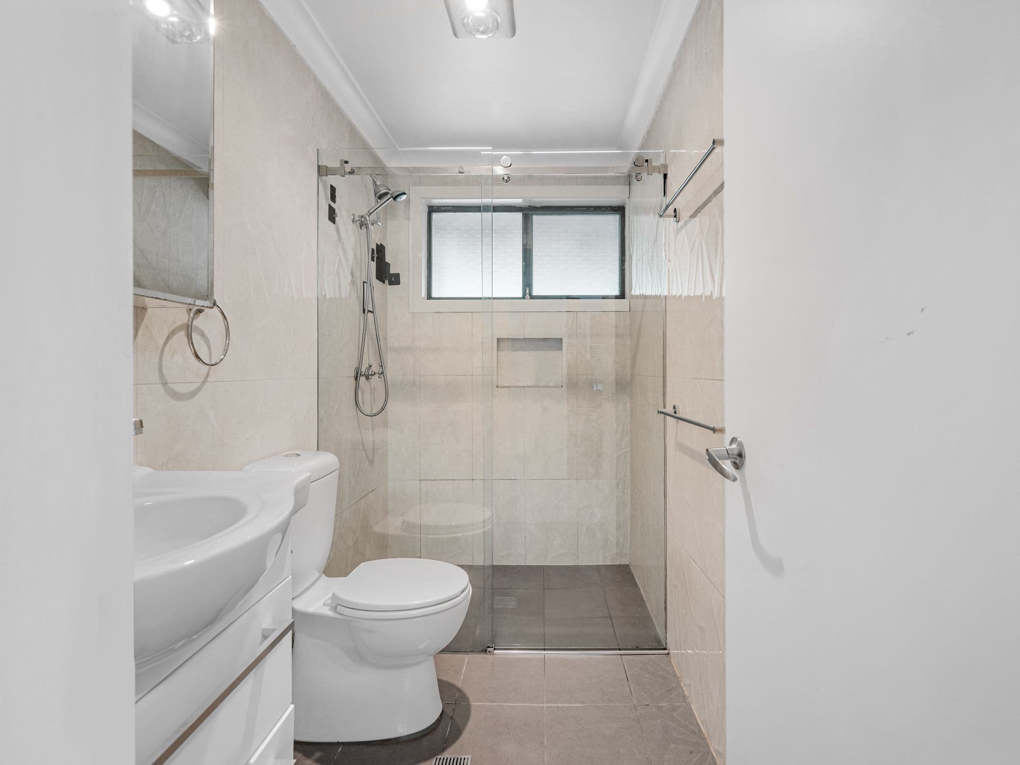 131 Cudgegong Road, Ruse NSW 2560, Ruse - Thumbnail 7
