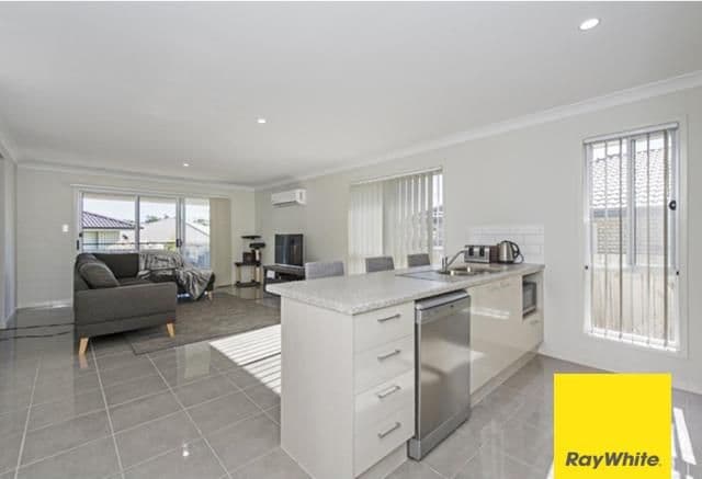13 Milly Circuit, Ormeau QLD 4208, Ormeau - Thumbnail 2