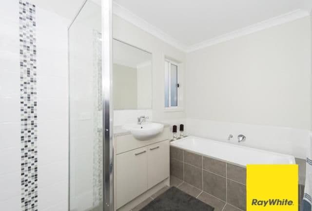 13 Milly Circuit, Ormeau QLD 4208, Ormeau - Thumbnail 8