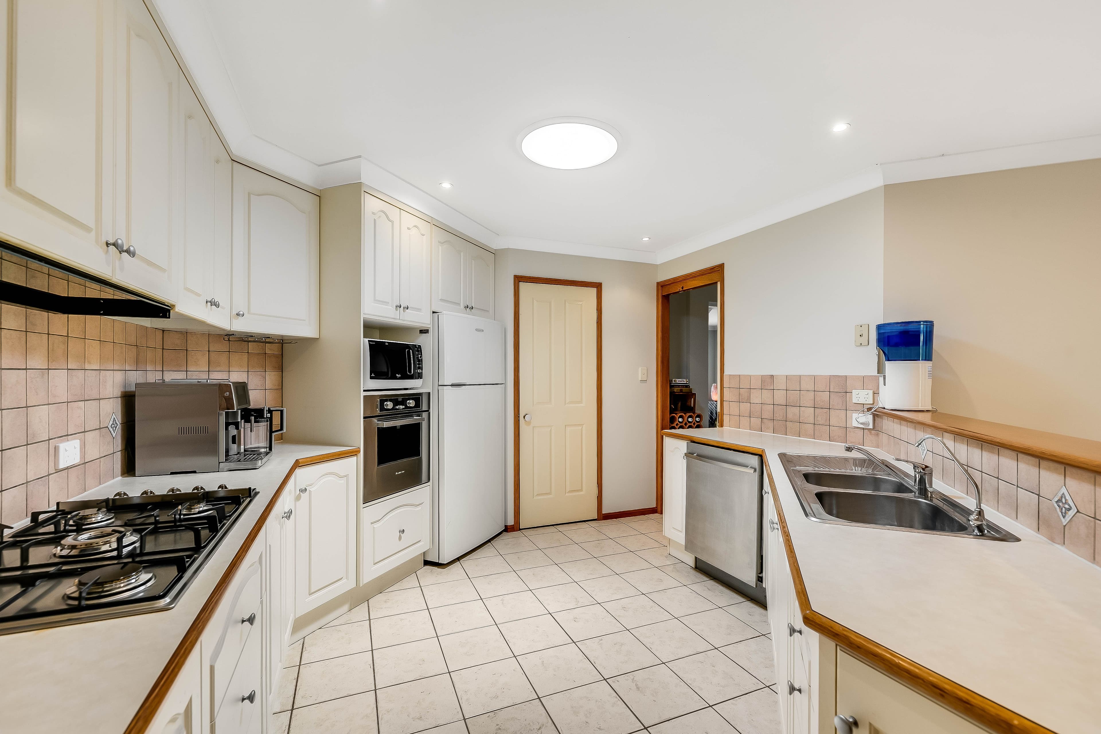 16 Parsley Street, Middle Ridge QLD 4350, Middle Ridge - Thumbnail 3