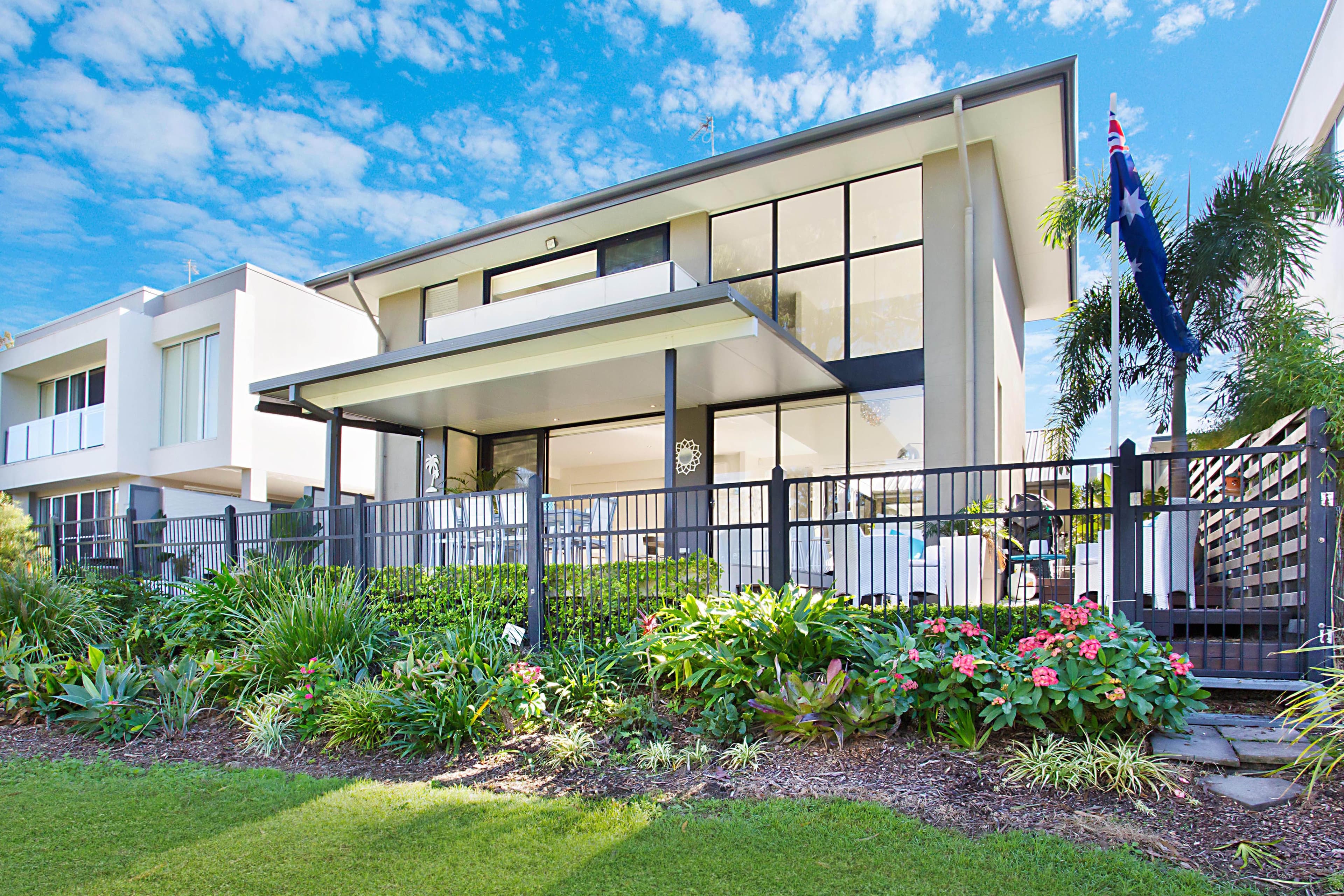 6 Cape Martin Lane, Varsity Lakes QLD 4227, Varsity Lakes - Image 1
