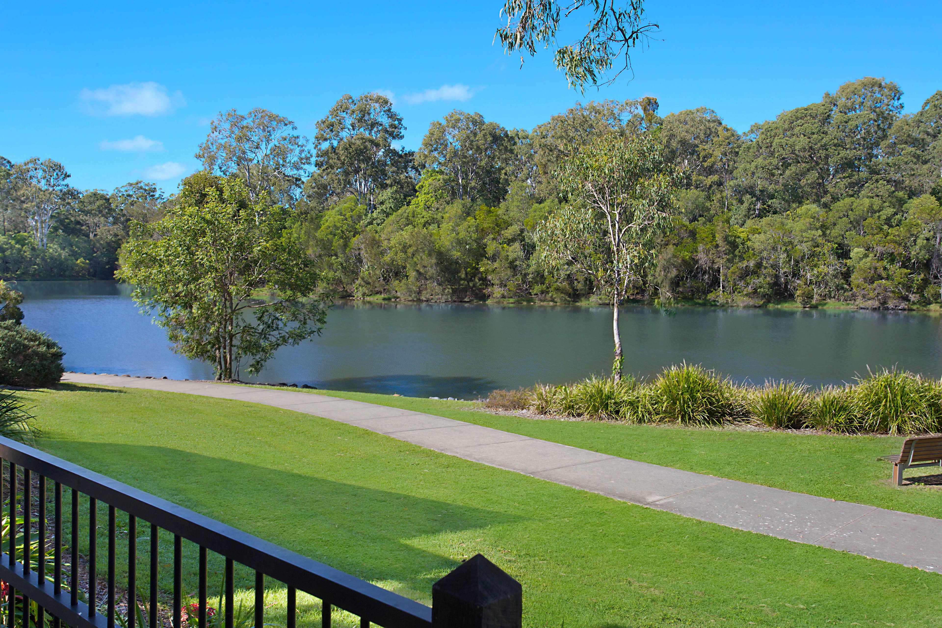 6 Cape Martin Lane, Varsity Lakes QLD 4227, Varsity Lakes - Thumbnail 2