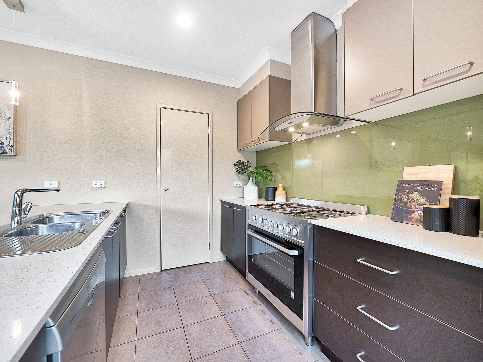 77 Brookwater Parade, Lyndhurst VIC 3975, Lyndhurst - Thumbnail 4