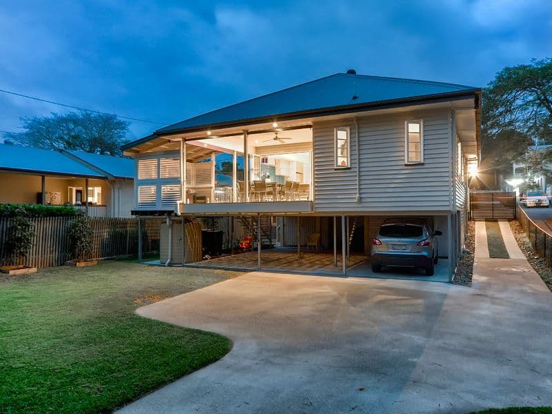 19 Gilbert Road, WINDSOR QLD 4030, Windsor - Thumbnail 3