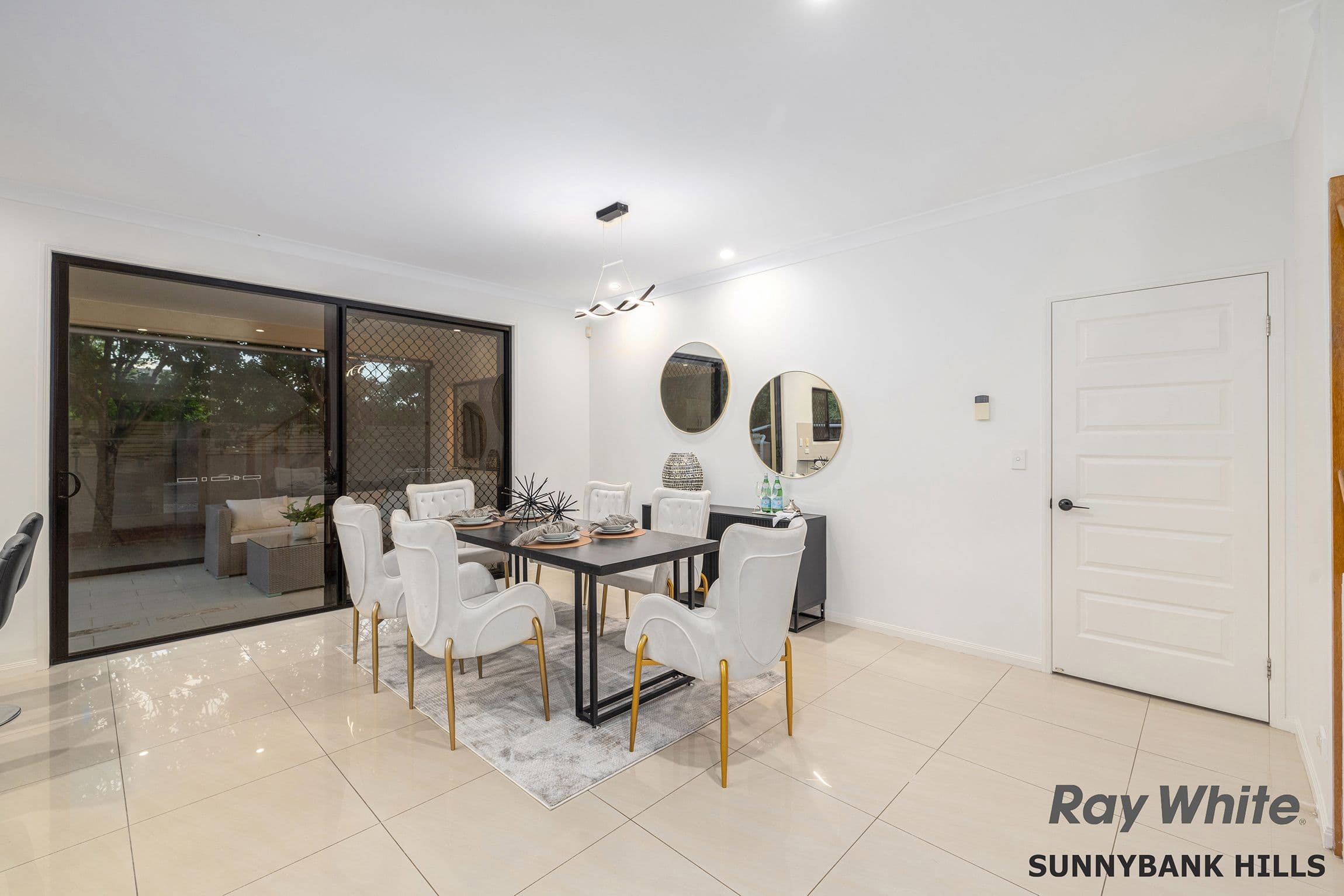 20 Trevi Close, Eight Mile Plains QLD 4113, Eight Mile Plains - Thumbnail 5
