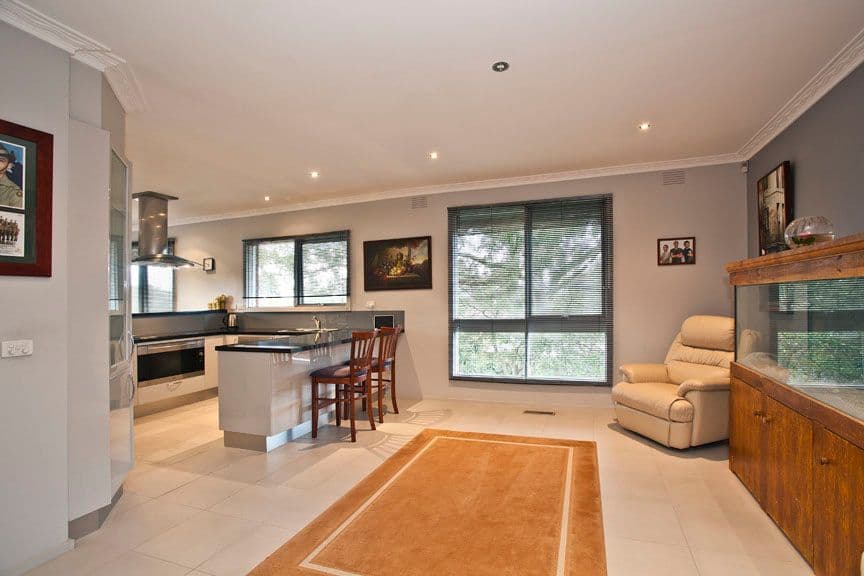 2 Maldon Court, WHEELERS HILL VIC 3150, Wheelers Hill - Thumbnail 5