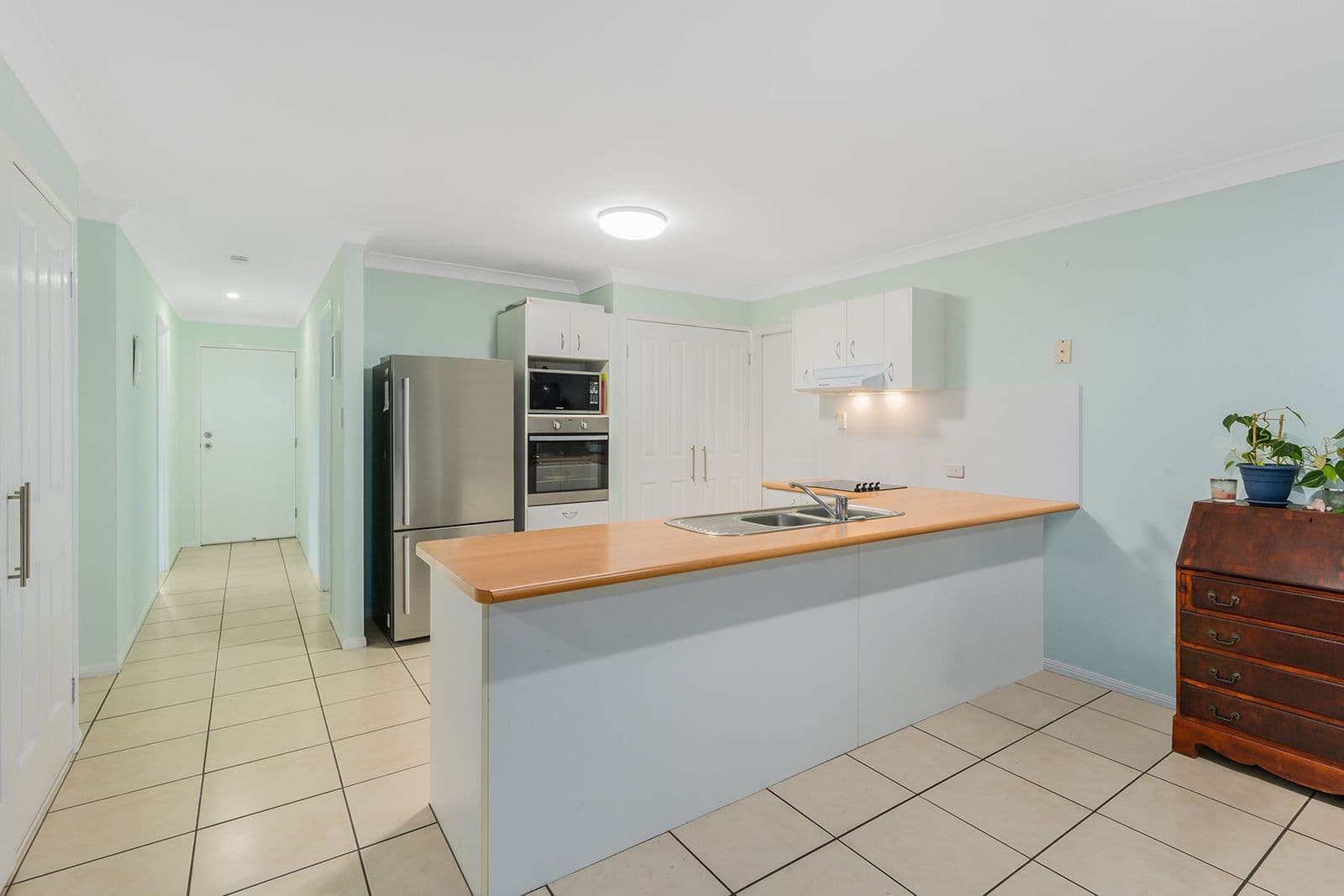 6 Kalbarri Court, North Lakes QLD 4509, North Lakes - Thumbnail 2