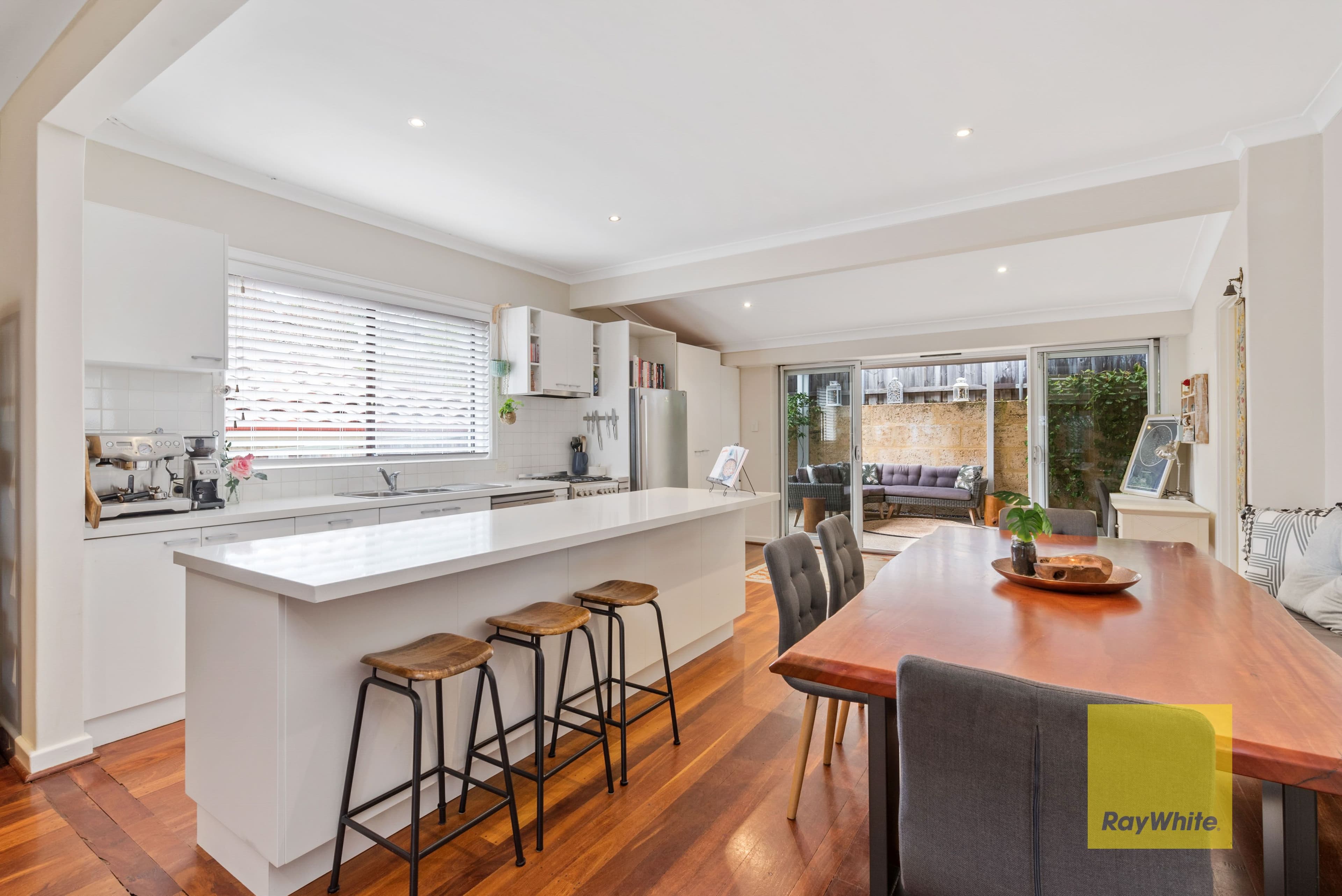 76 Duke Street, Scarborough WA 6019, Scarborough - Thumbnail 5