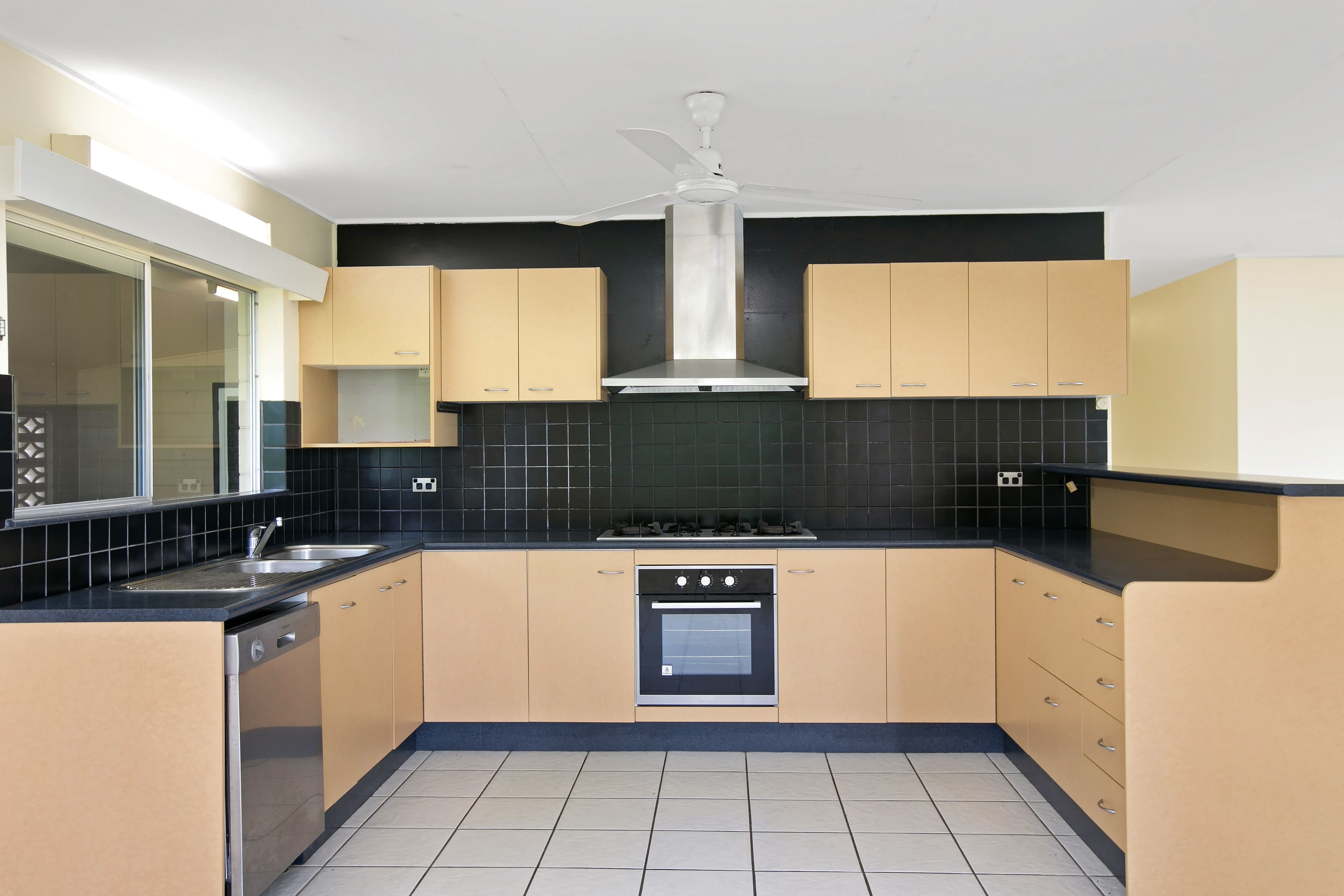 55 Cairns Road, Gordonvale QLD 4865, Gordonvale - Thumbnail 7