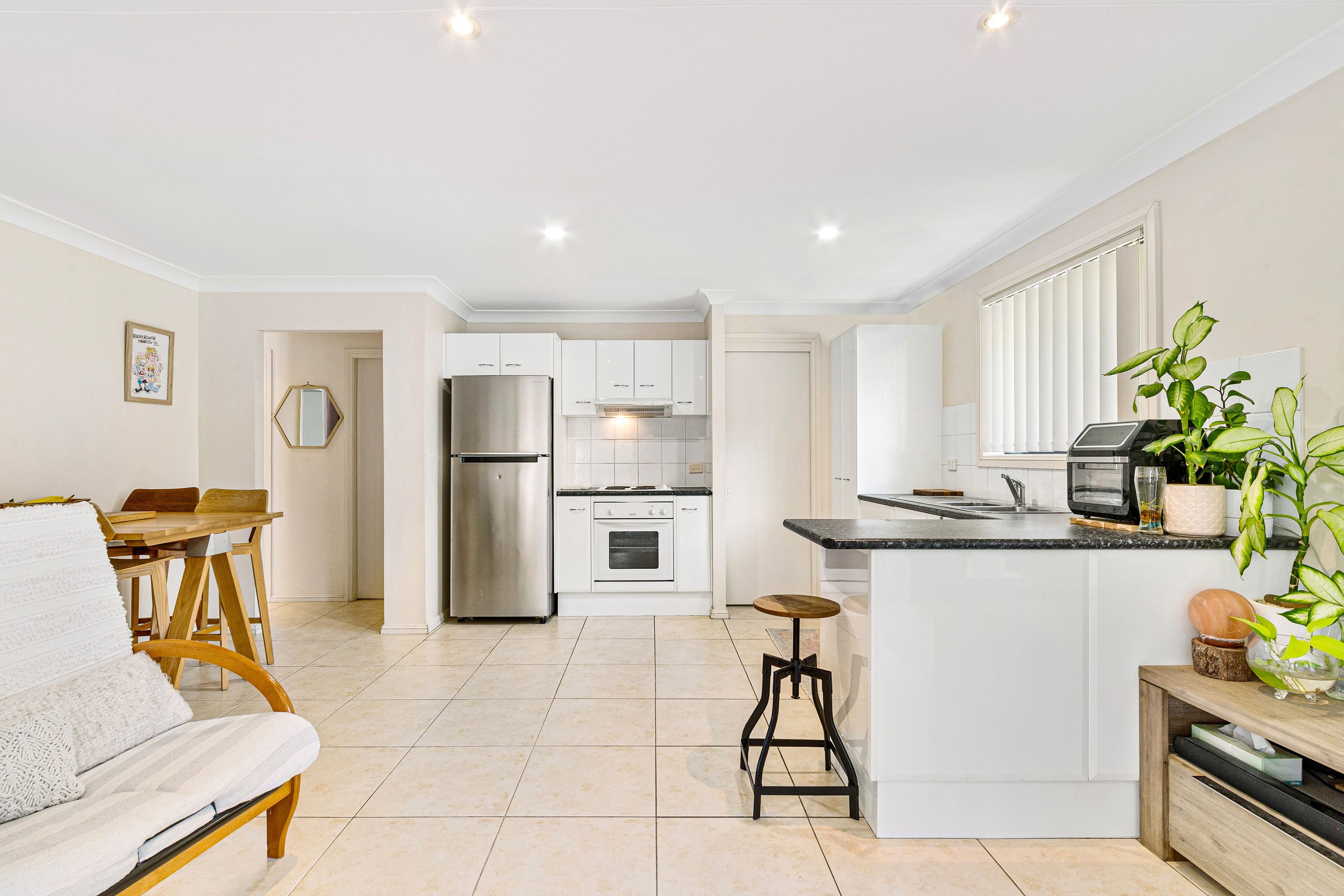 10a Goobarabah Avenue, Gorokan NSW 2263, Gorokan - Thumbnail 2