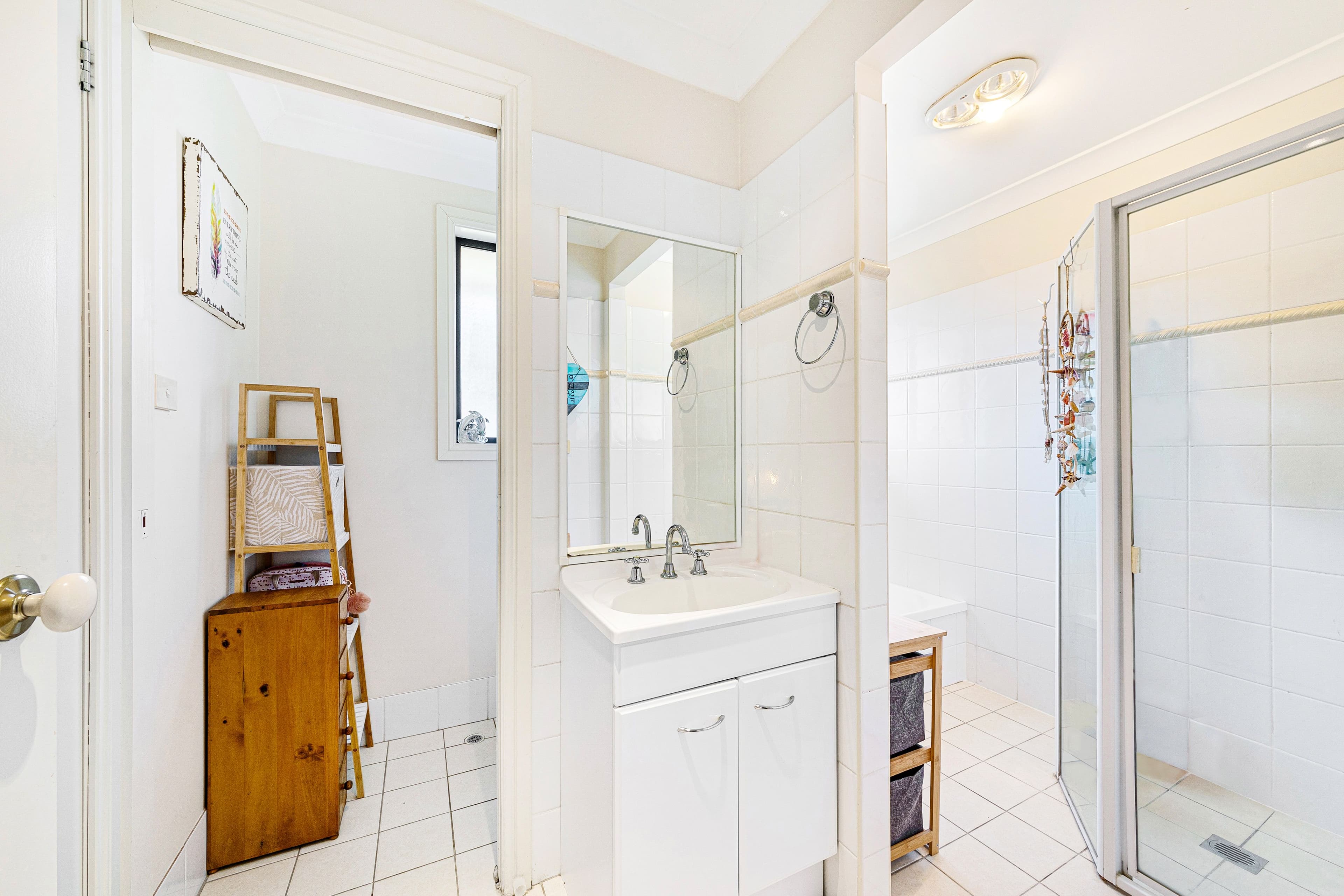 10a Goobarabah Avenue, Gorokan NSW 2263, Gorokan - Thumbnail 6