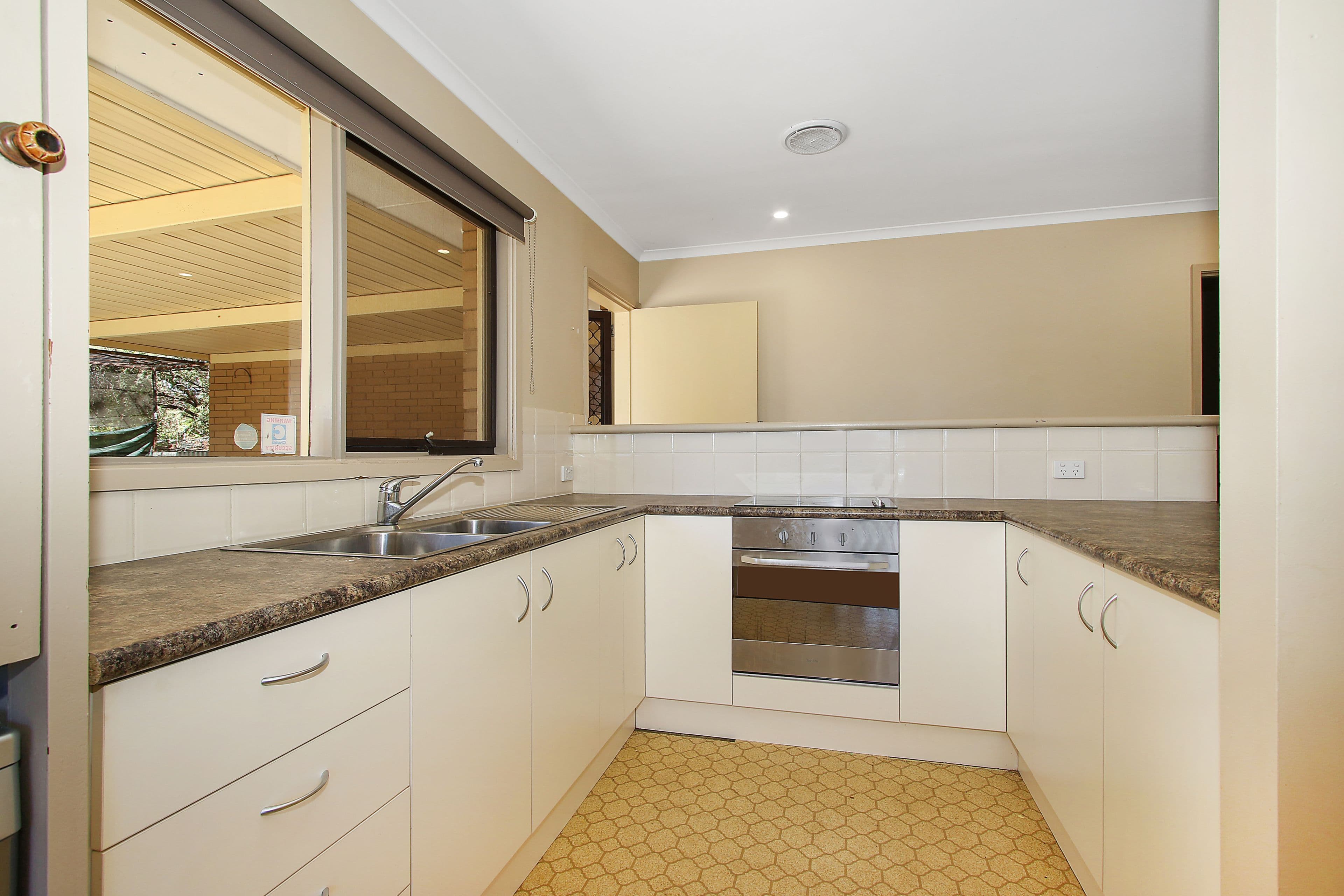 127 Easterby Court, Howlong - Thumbnail 3