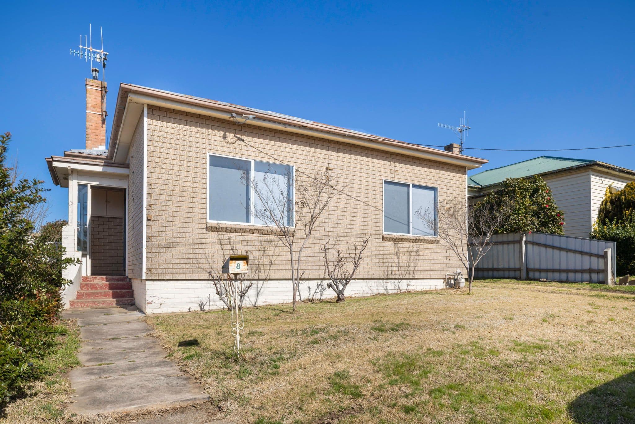 8 Evans Street, Goulburn NSW 2580, Goulburn - Image 1