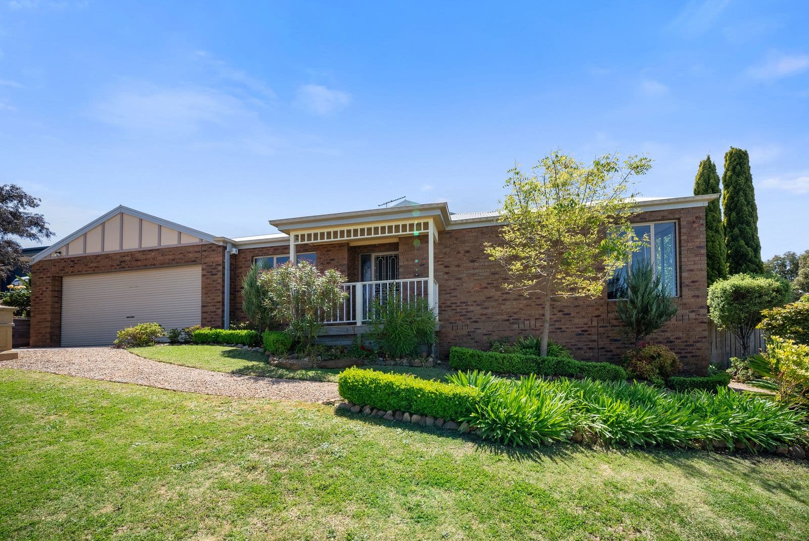 70 Clifton Drive, Bacchus Marsh VIC 3340, Bacchus Marsh - Thumbnail 2
