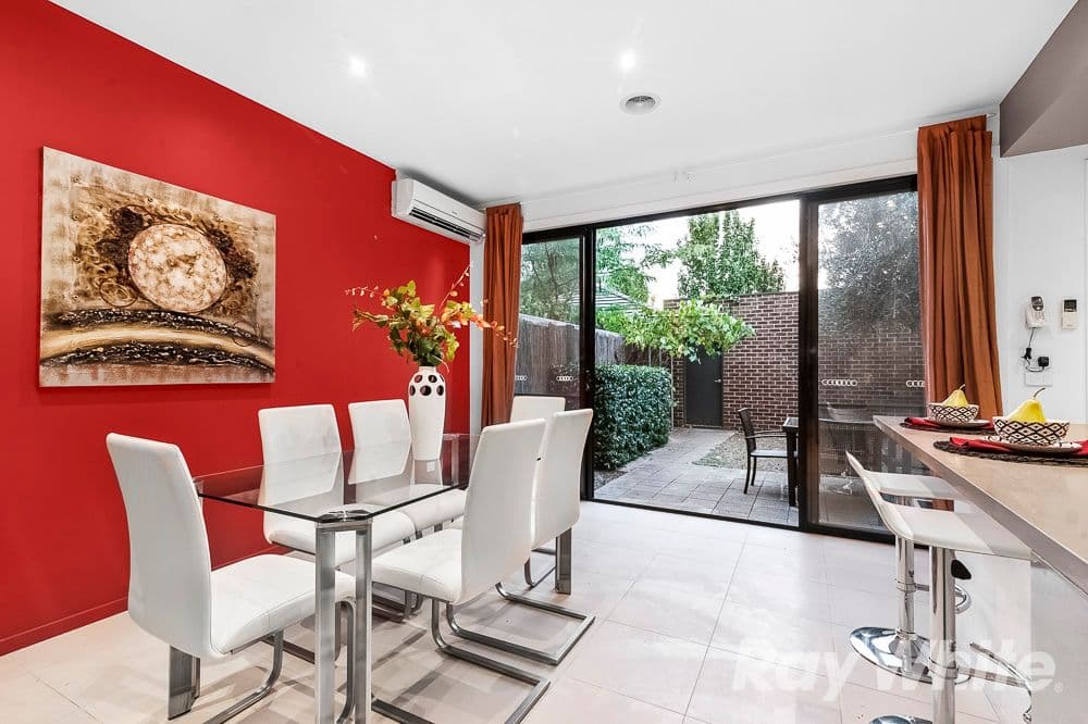 35 Evergreen Boulevard, Clayton South VIC 3169, Clayton South - Thumbnail 4