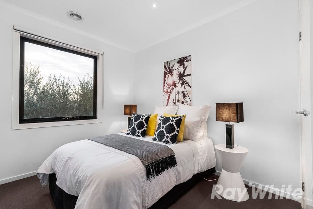 35 Evergreen Boulevard, Clayton South VIC 3169, Clayton South - Thumbnail 8