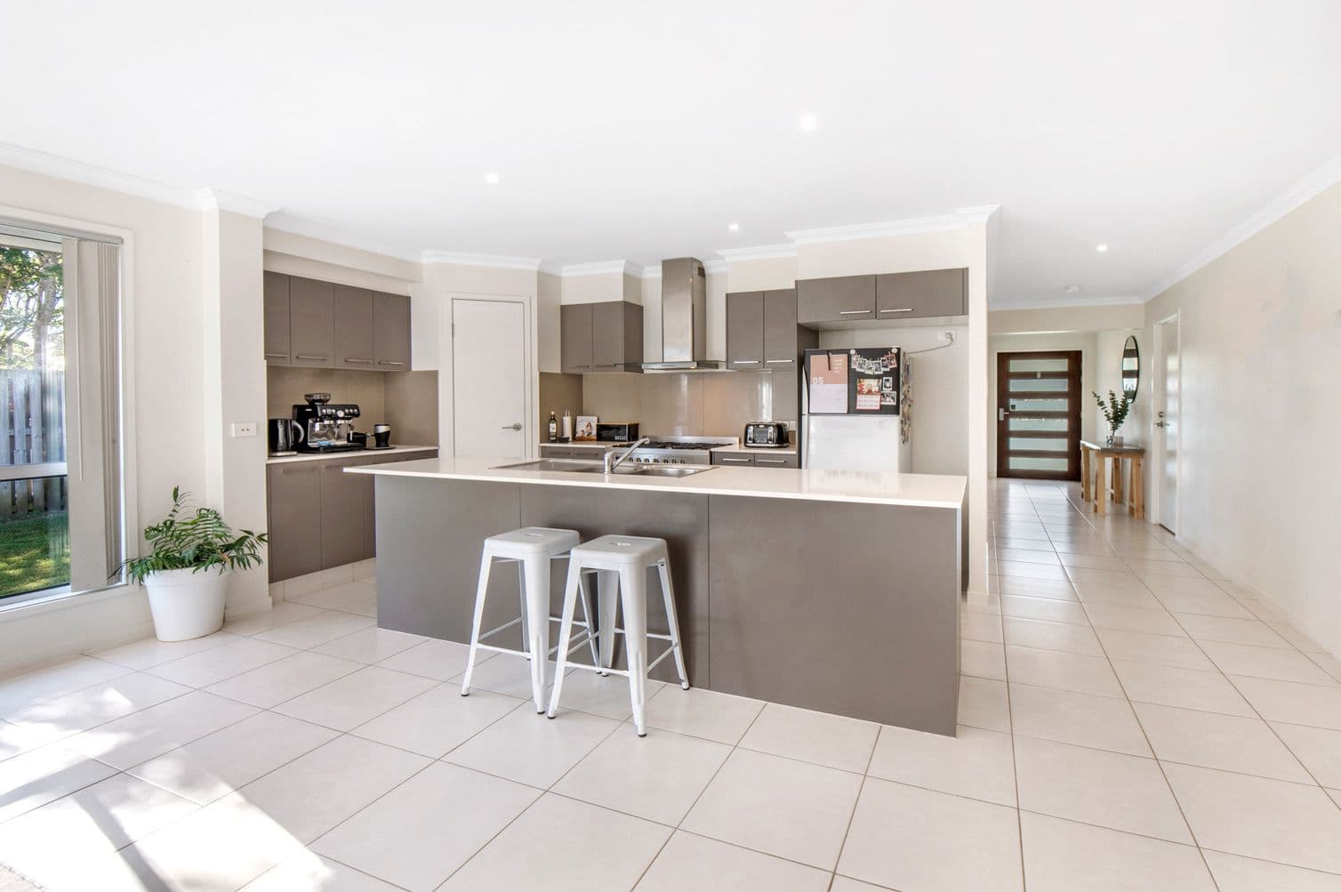 1 Jindalba Drive, Coomera QLD 4209, Coomera - Thumbnail 3