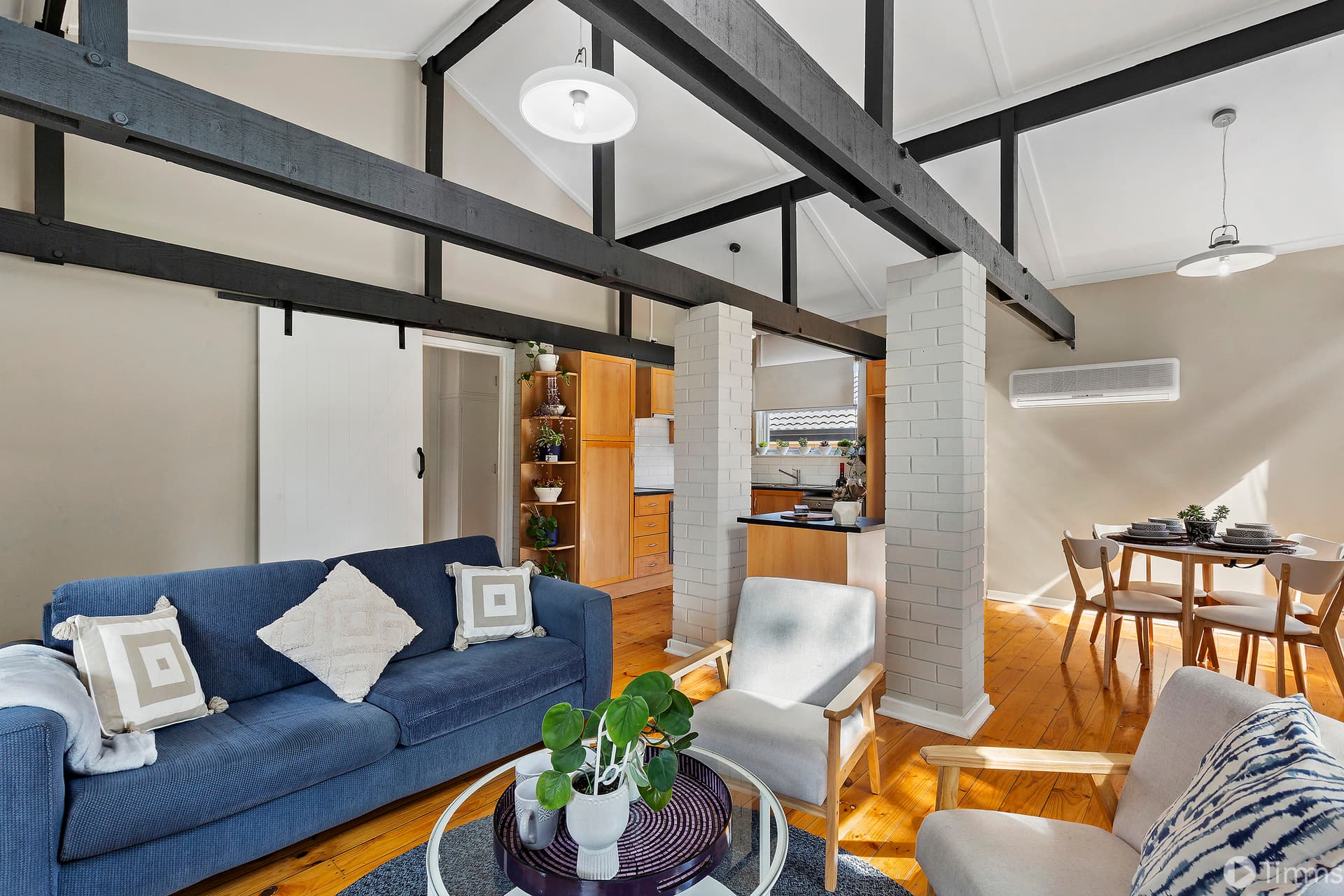 35 Collins Parade, Hackham - Thumbnail 4