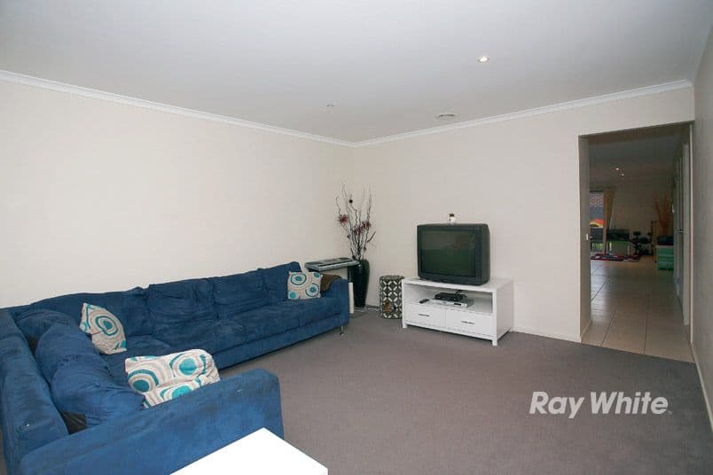 2 Elderberry Way, PAKENHAM VIC 3810, Pakenham - Thumbnail 2