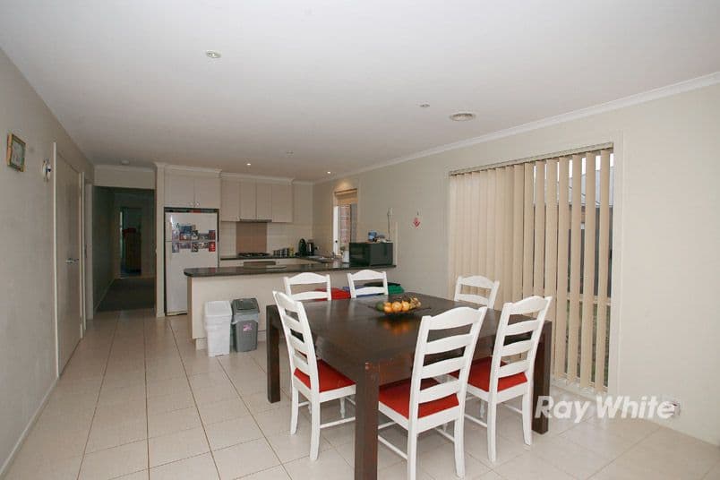 2 Elderberry Way, PAKENHAM VIC 3810, Pakenham - Thumbnail 6