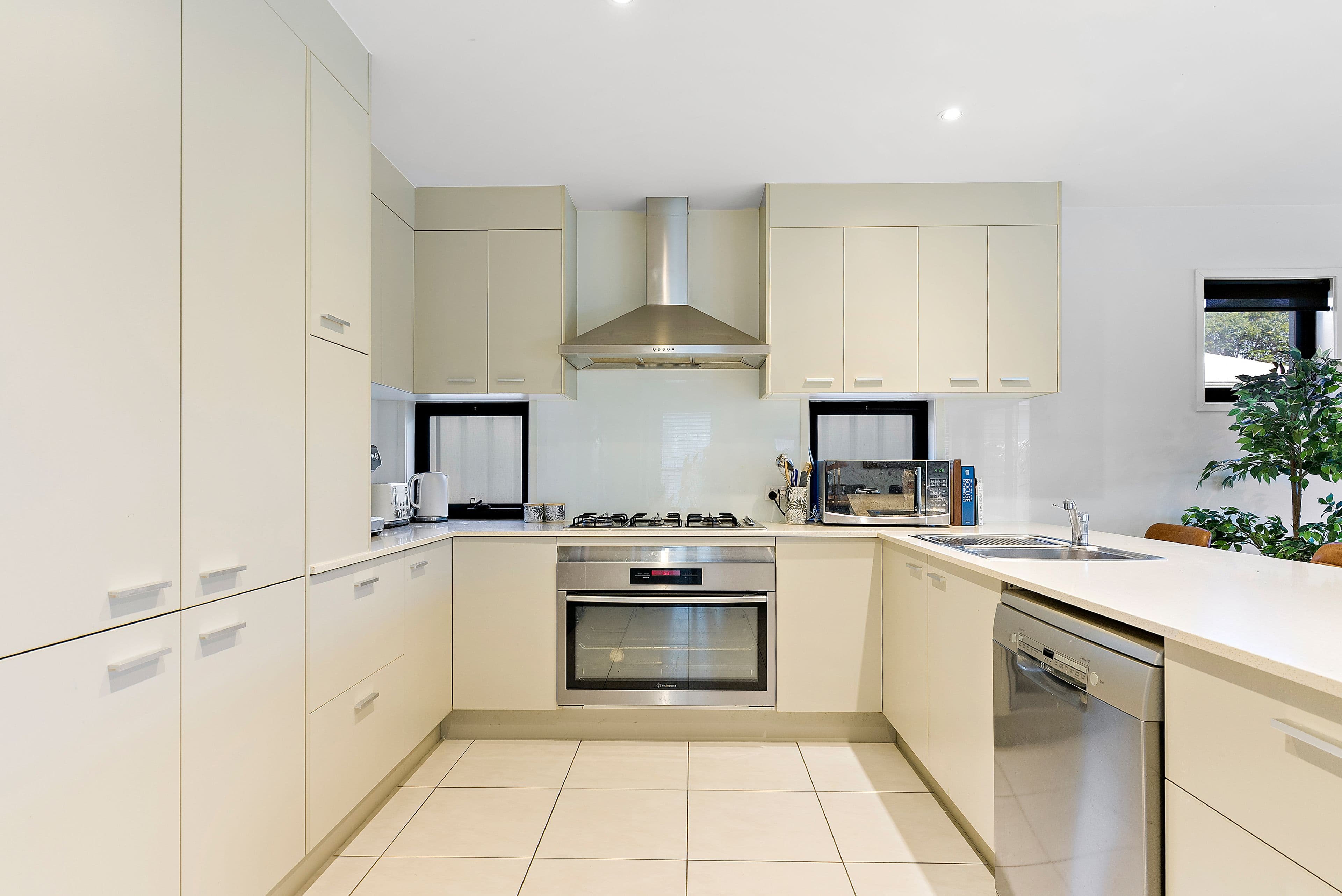 15 Easter Street, Kawana Island QLD 4575, Kawana Island - Thumbnail 4