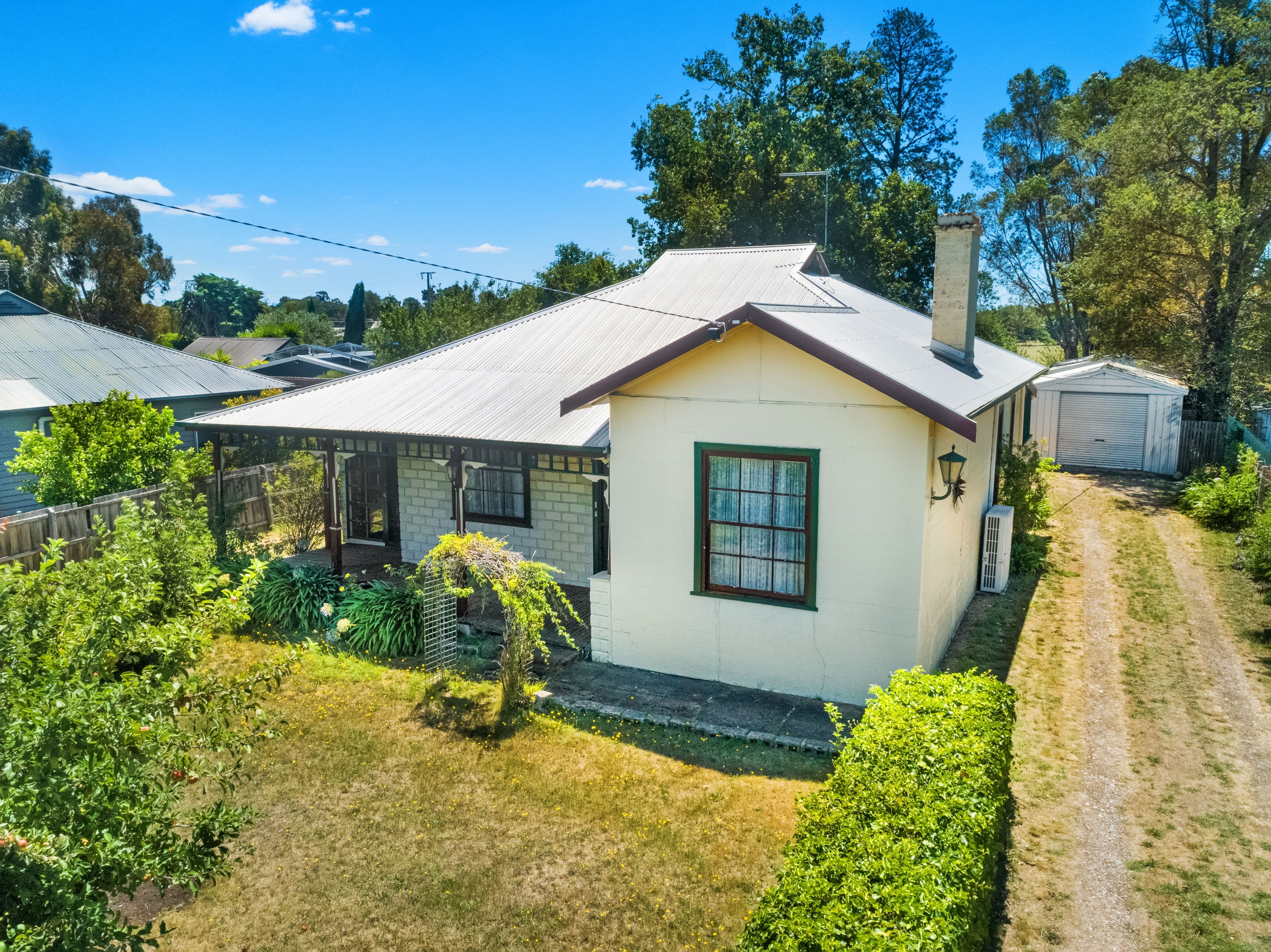 35 Talbot Road, Clunes VIC 3370, Clunes - Thumbnail 3