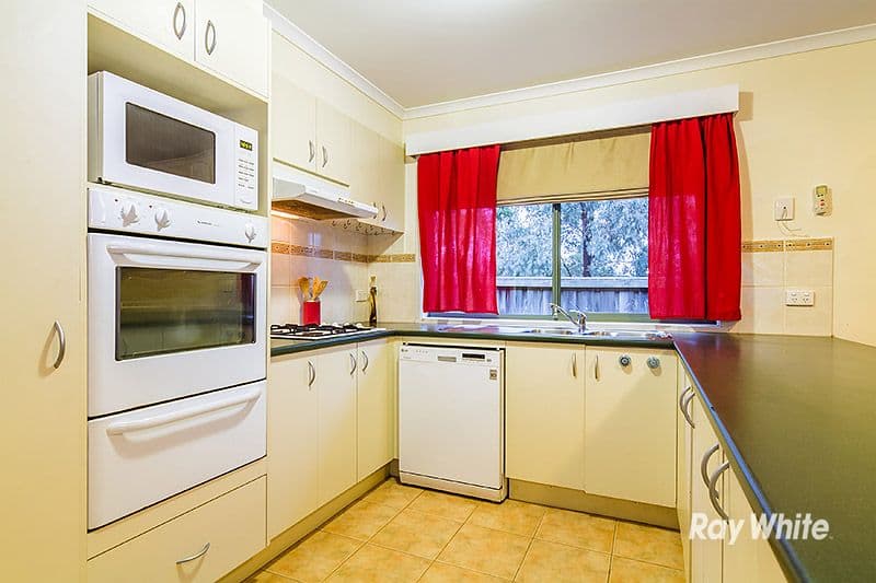 39 Genista Road, Cranbourne West VIC 3977, Cranbourne West - Thumbnail 5