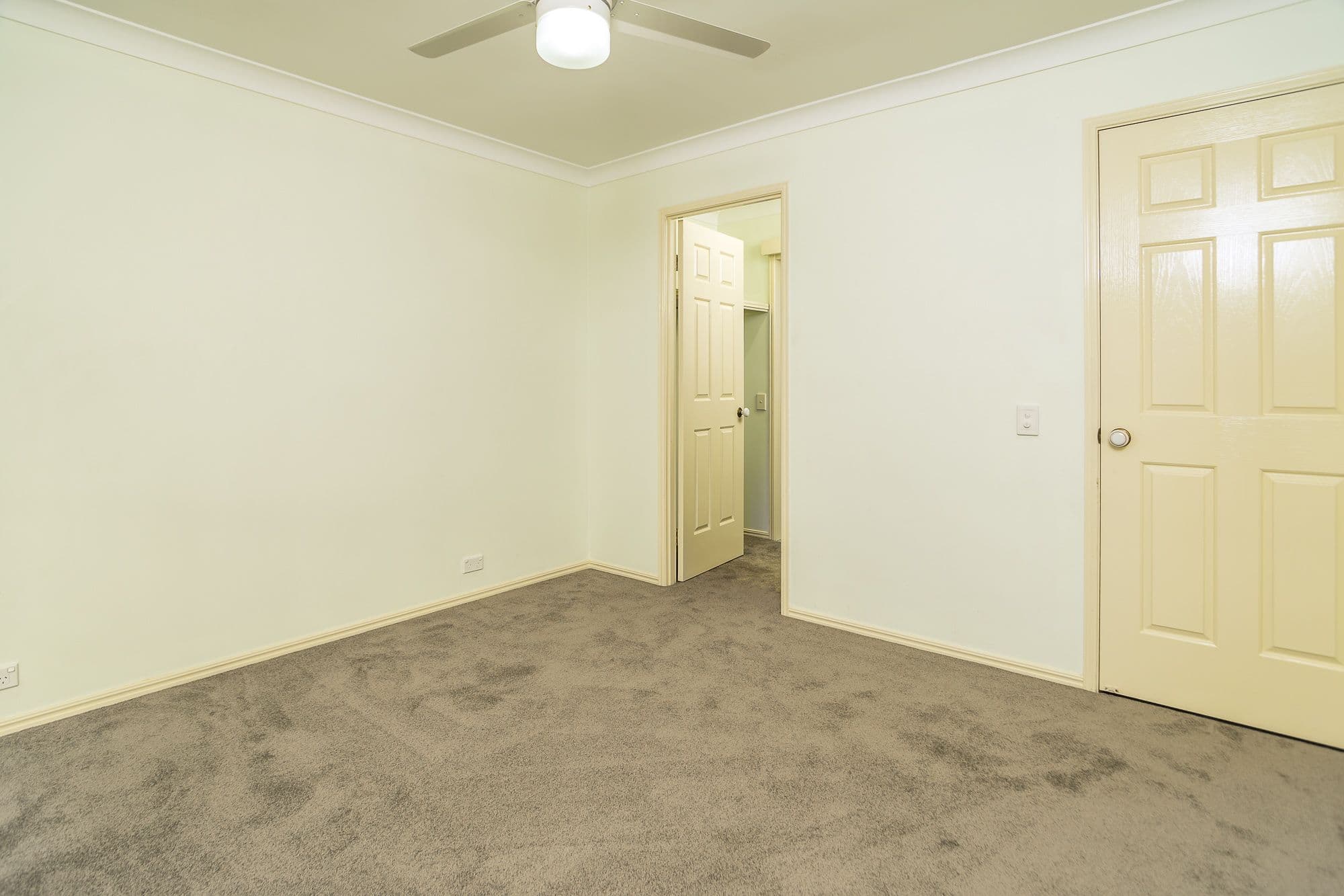 13 Hillview Drive, Hillcrest QLD 4118, Hillcrest - Thumbnail 7